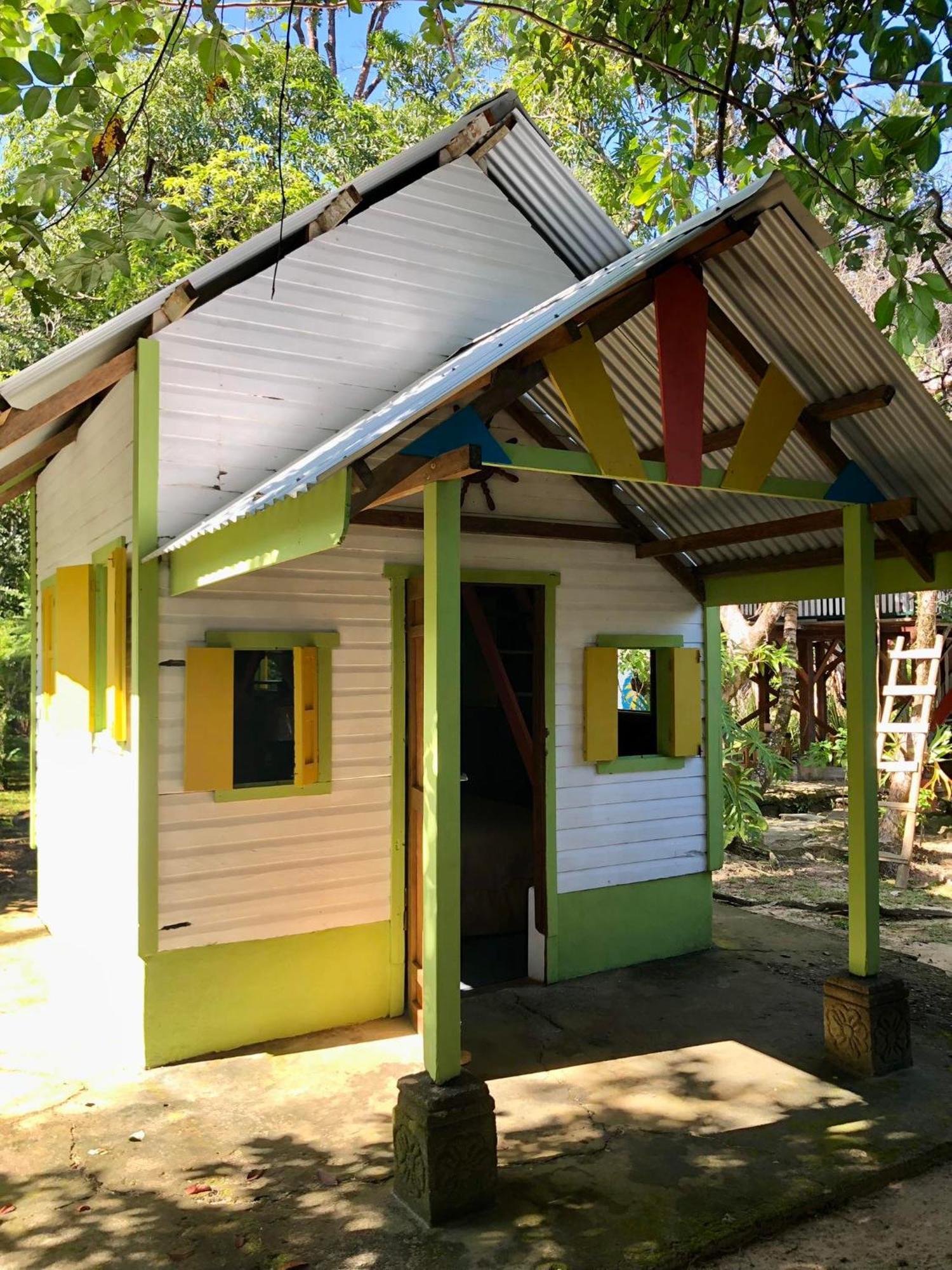 Coco Bamboo Camp *